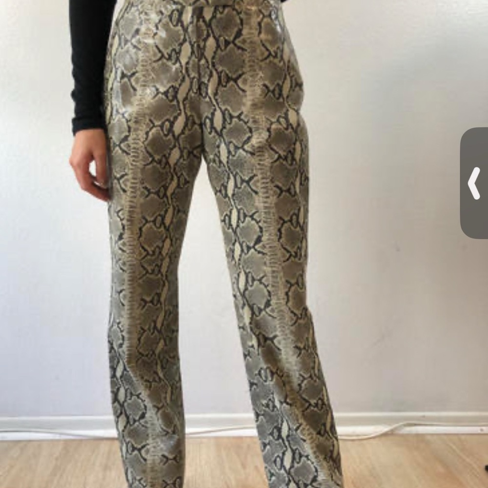 Bottega Veneta Snake Print Pants - Black and Cream